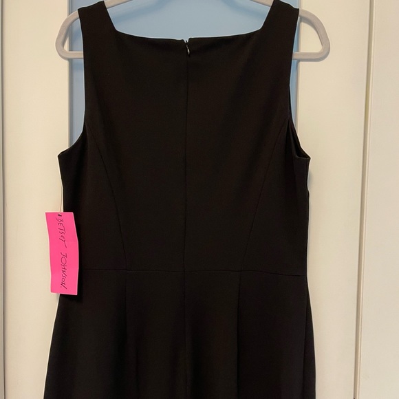Betsy Johnson Cross Front Sheath Dress in Black - Picture 4 of 11